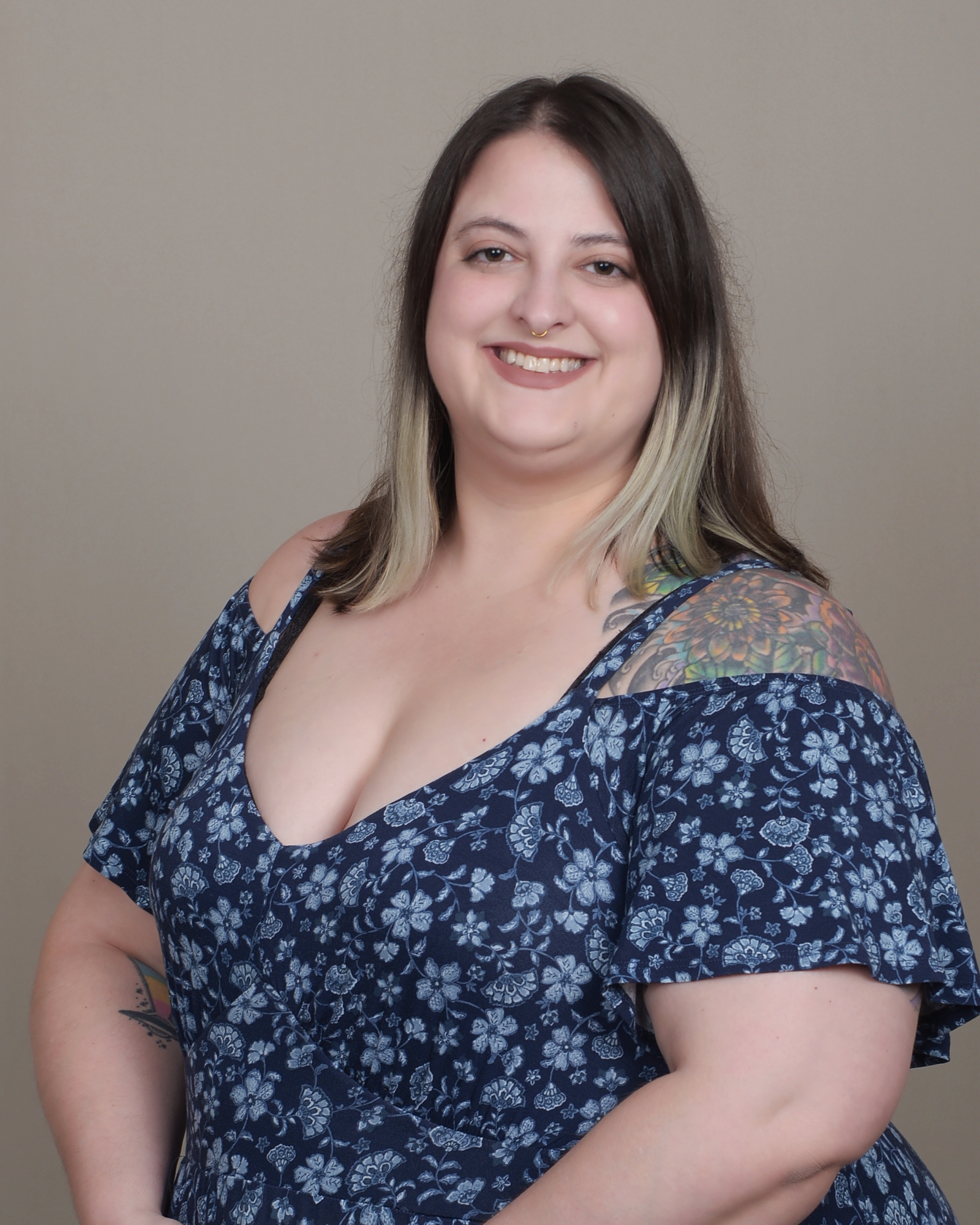 Headshot of Elaina Caniparoli